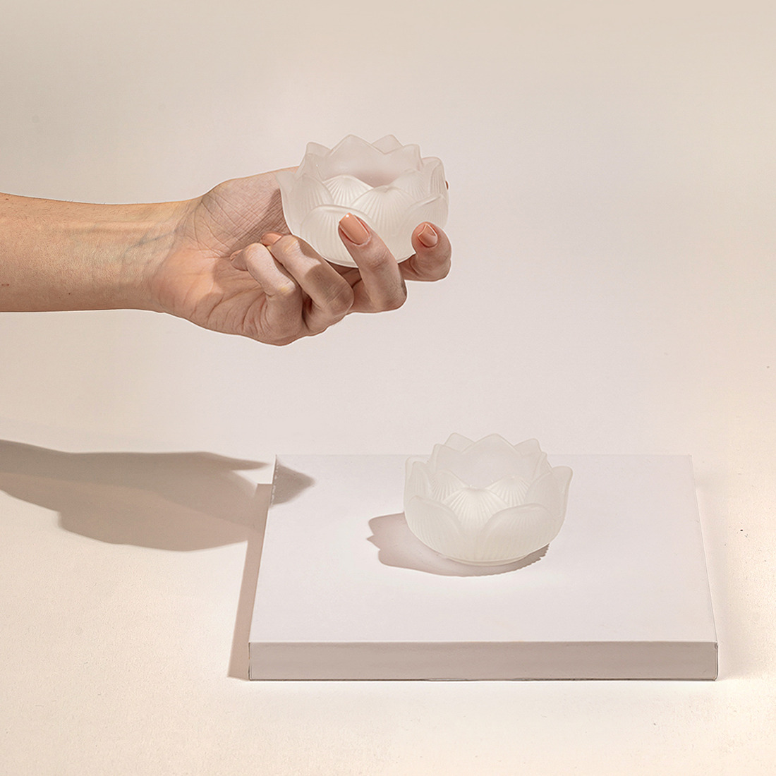 Frosted Floral Flame Set - Image 4