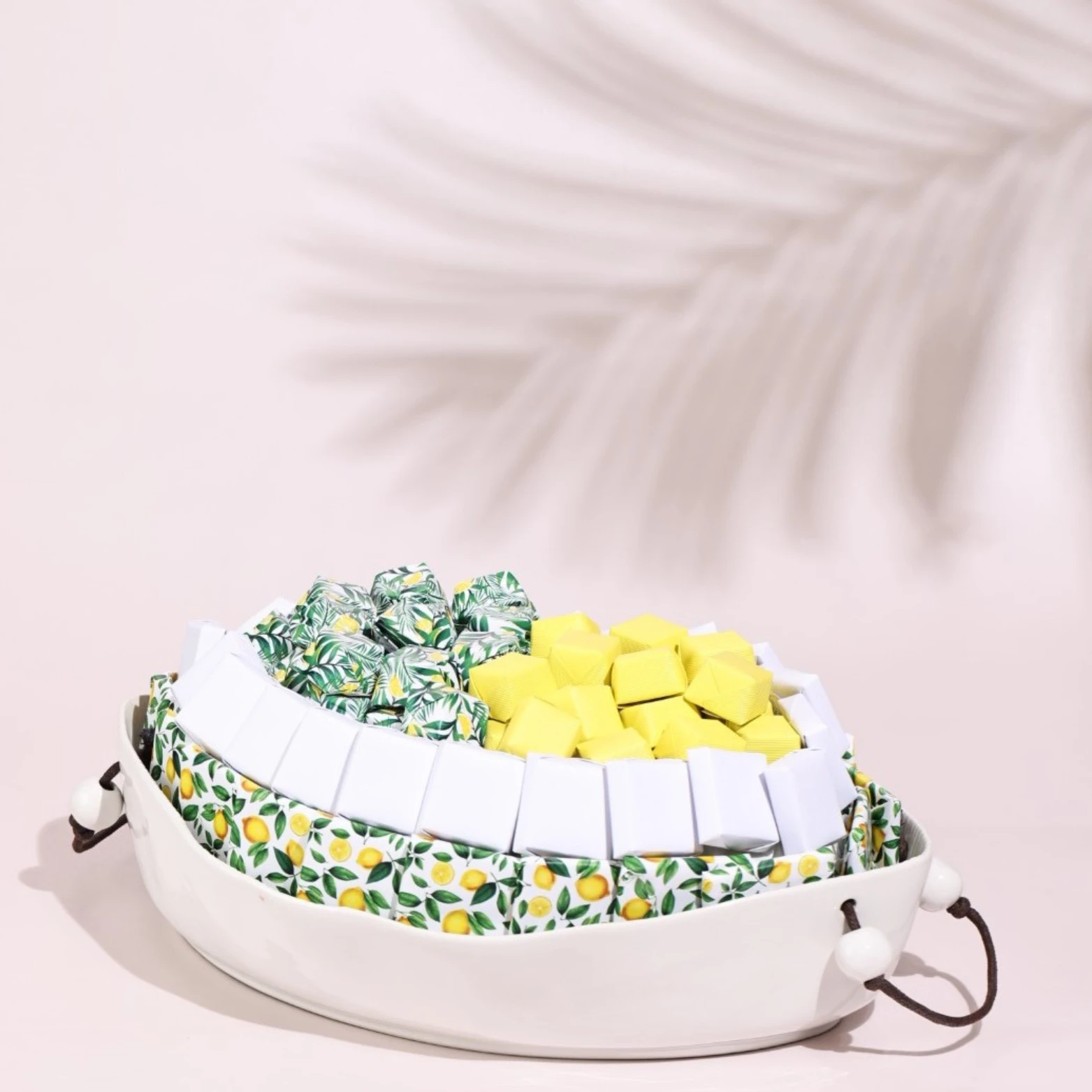 1.3KG Porcelain Bowl with Handles, Les Rêves d'Été