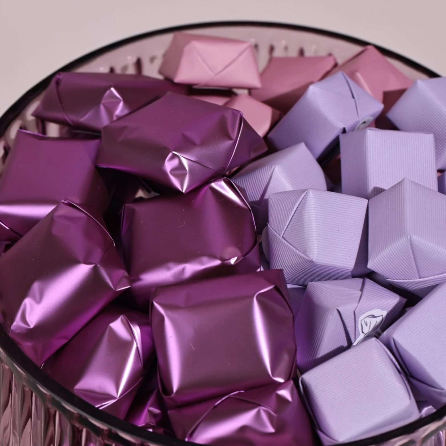 1KG Purple Glass Footed Bowl, Les Arcs en Ciel - Image 2