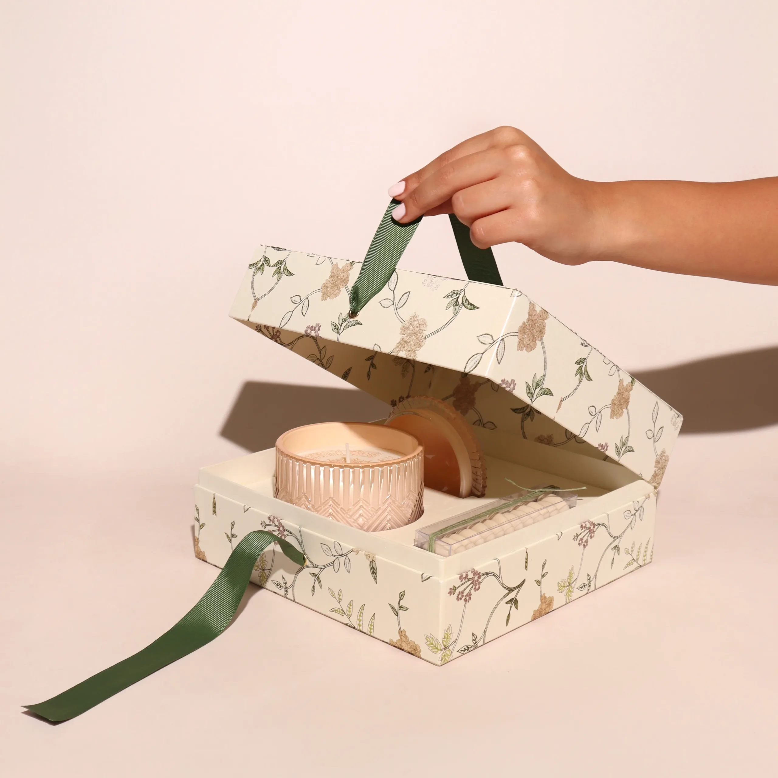 Amber Muse - Image 2