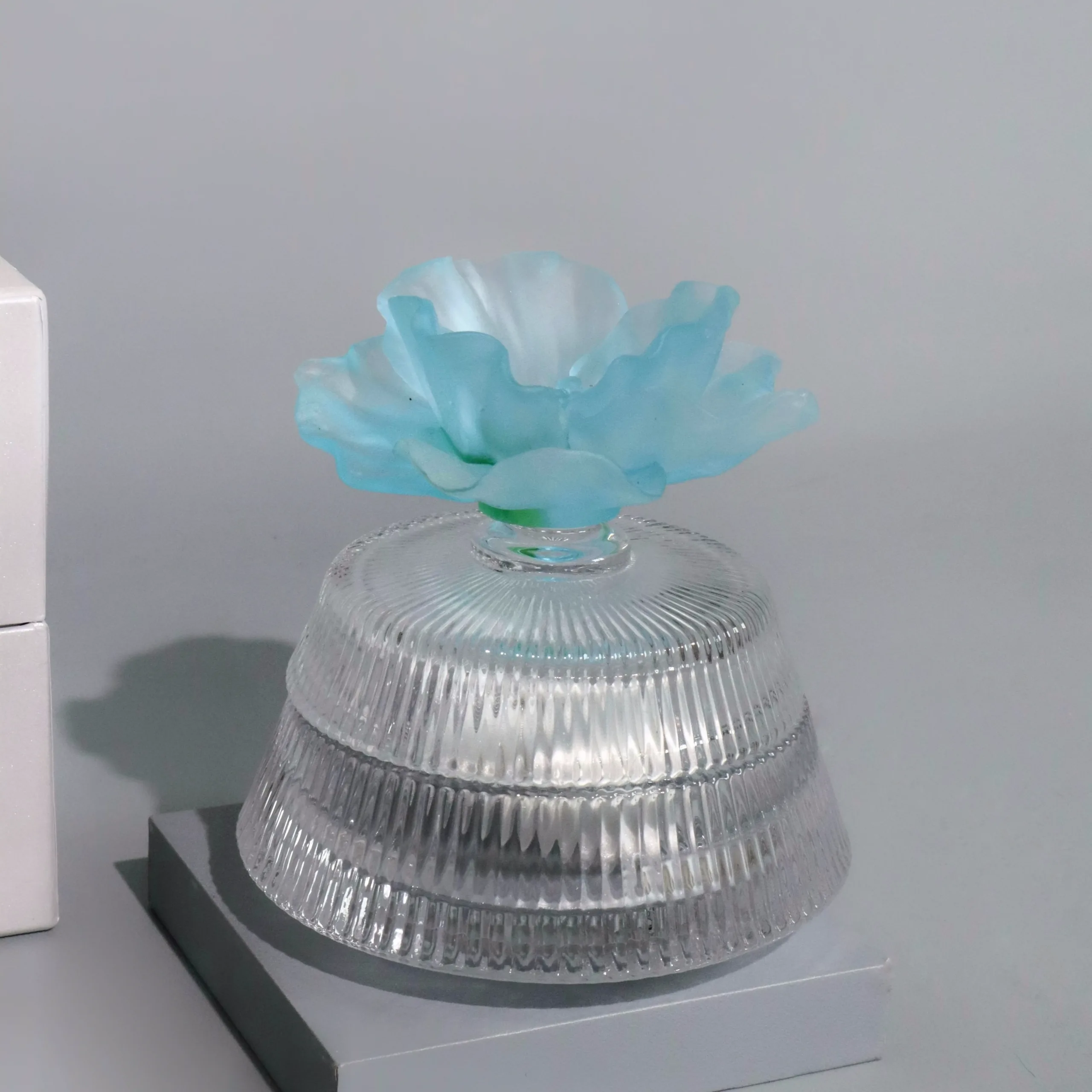 Floral & Frosty - Image 5